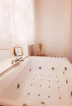 Apartament Evasion Celeste Balneo Et Cine Proche Zenith Saint-Etienne (Loire)